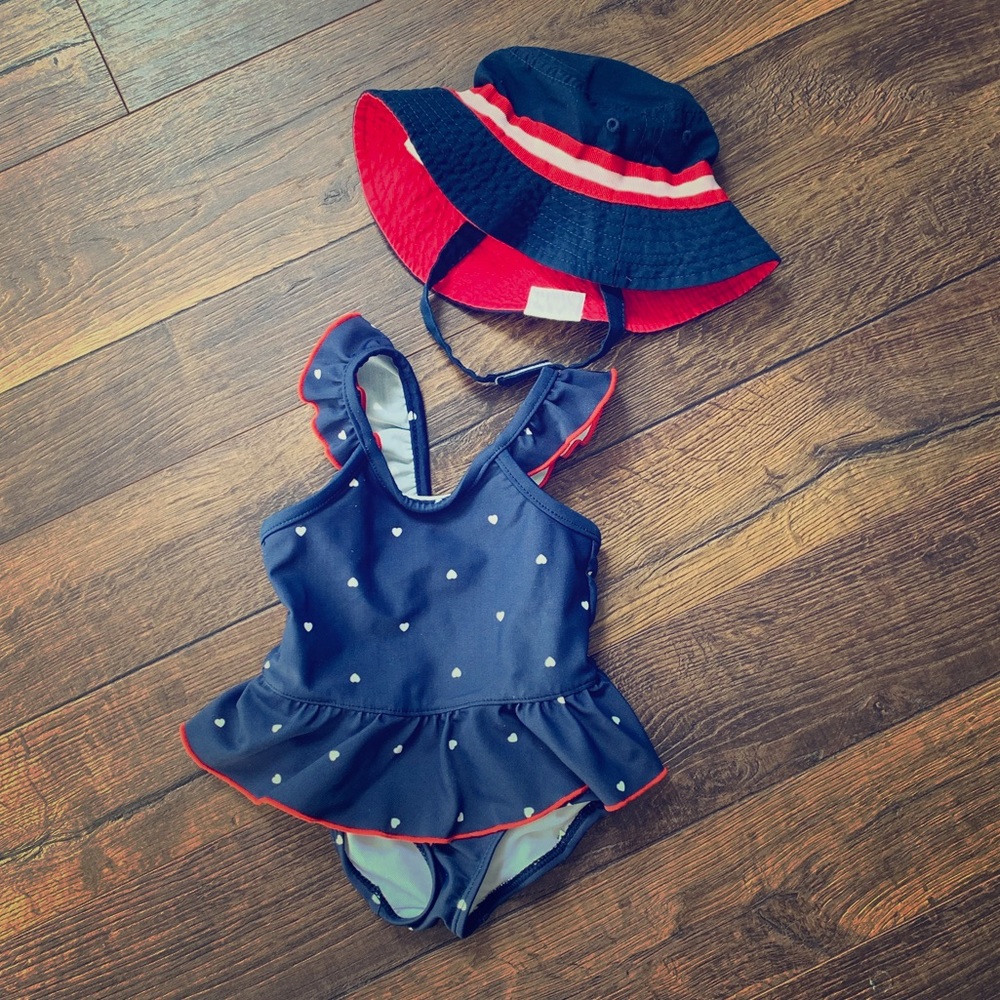 💕✨ Baby Girl Navy One-piece Swim Suit & Hat ✨💕